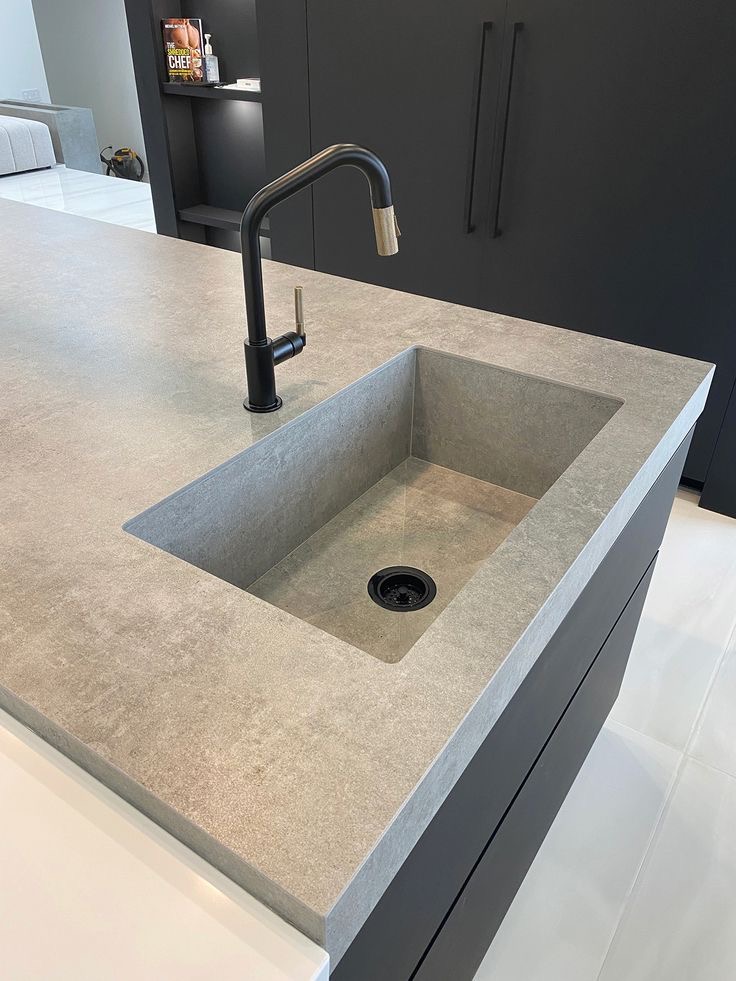 Neolith 